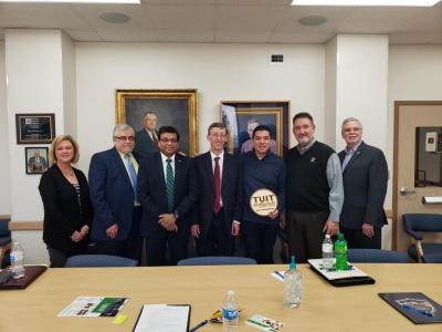 Bluefield State College hosted the recent semiannual meeting of the West Virginia Academic Business Program Professors of Business.  The meeting at the W. Paul Cole, Jr. School of Business on BSC’s campus focused upon entrepreneurism and West Virginia Workforce development.