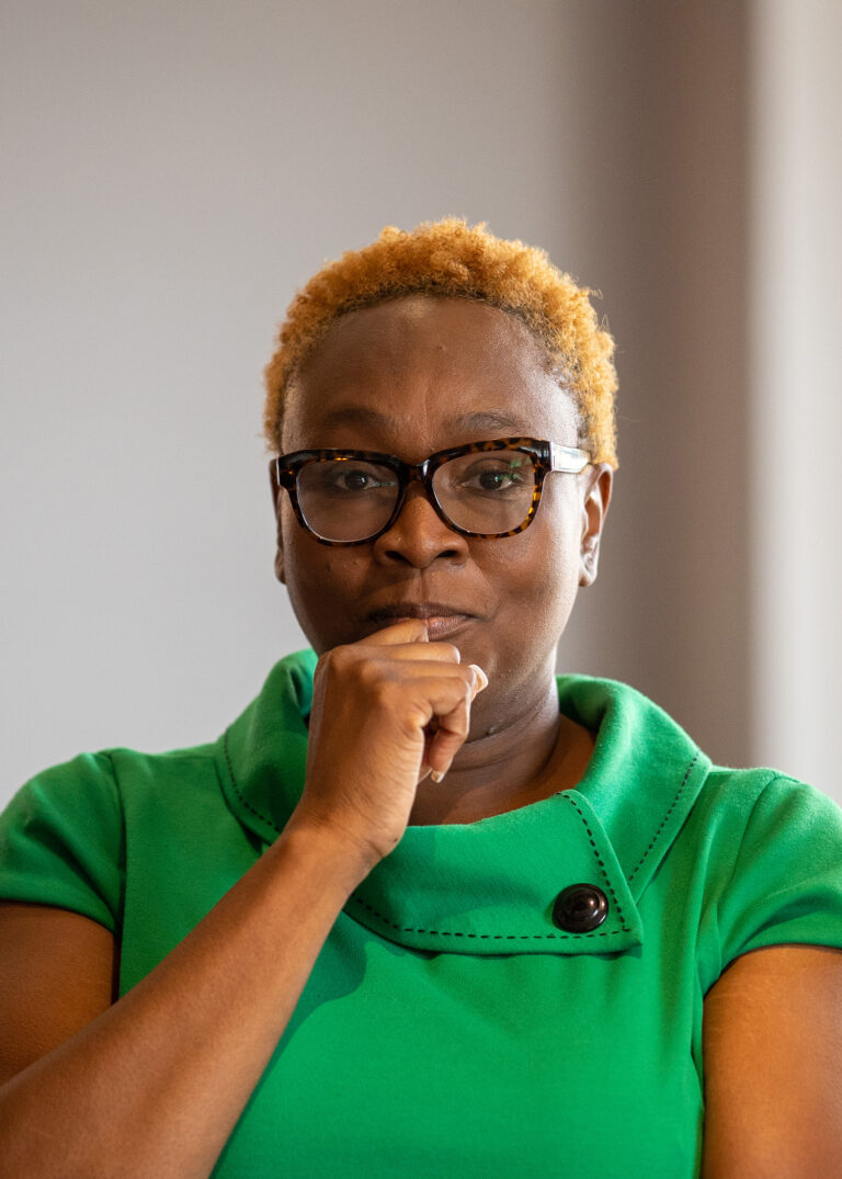Felicia Oakes